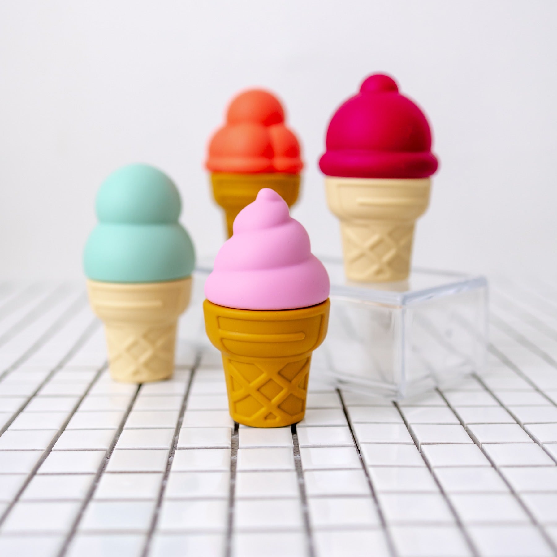 Ice cream cone bath toy online