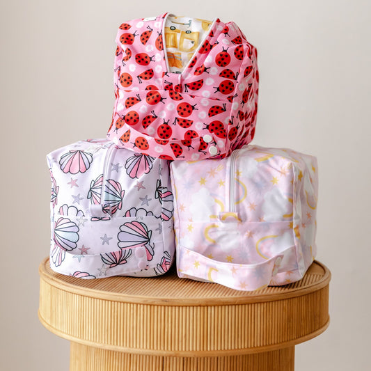 Bear & Moo Reusable Nappy Pod in Love Bugs