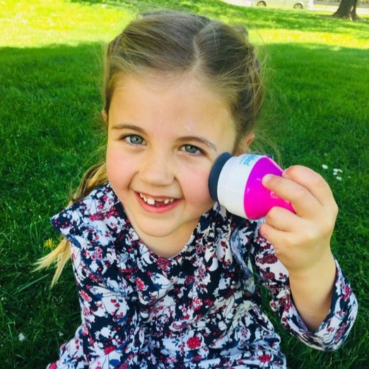 Solar Buddies Sunscreen Applicator in Pink from Bear & Moo