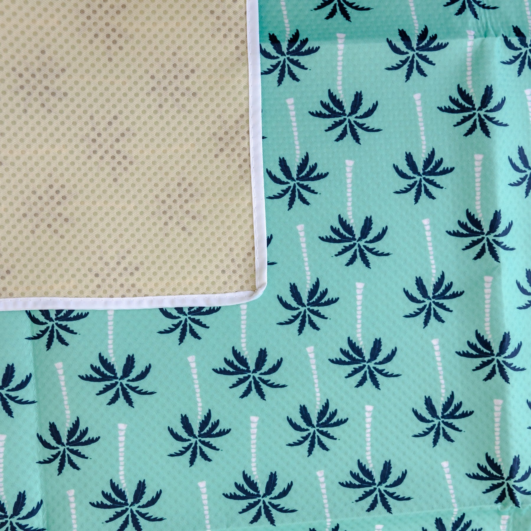 Bear & Moo Mint Tropics Messy Mat 