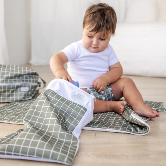 Bear & Moo Large Wet Bag | Large Swim Bag | Large Water Resistant Nappy Bag
