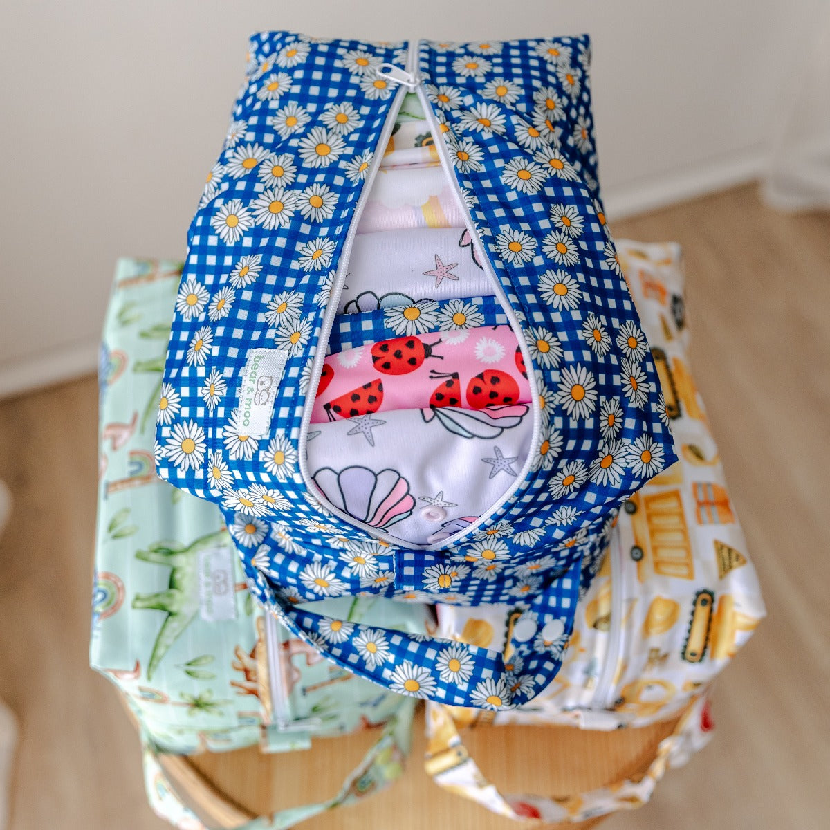 Bear & Moo Reusable Nappy Pod in Daisy Gingham