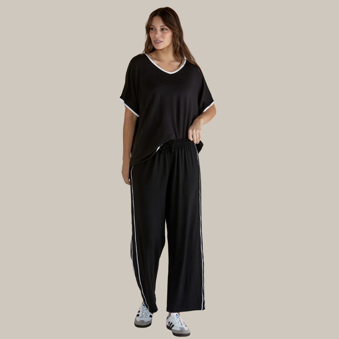 Betty Basics Evelyn Wide Leg Jogger | Black available at Bear & Moo