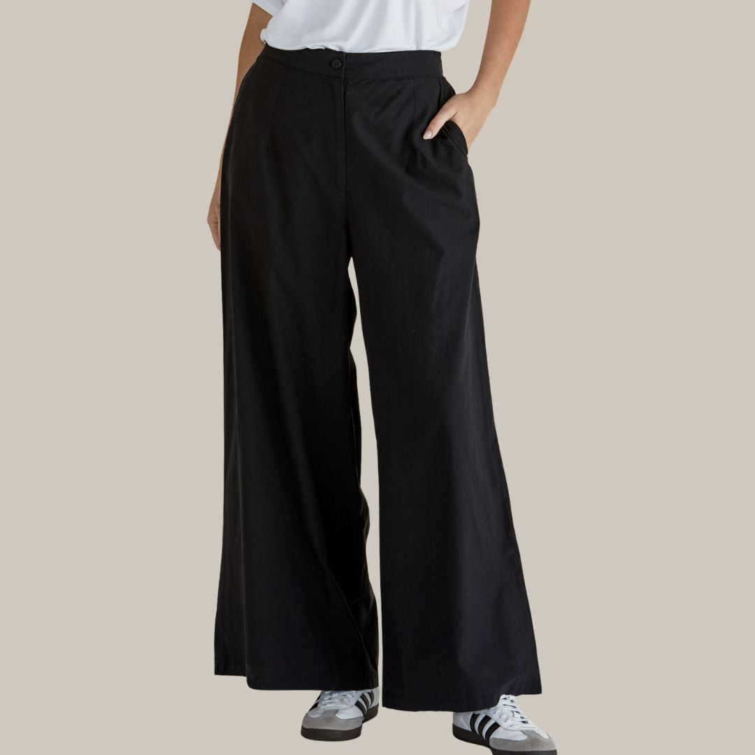 Betty Basics Wendy Wide Leg Pant in Black available at Bear & Moo