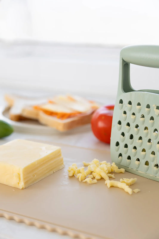 KiddiKutter Grater