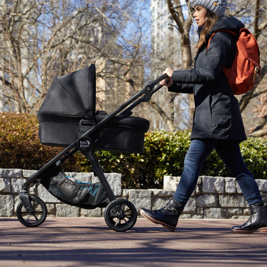 Baby Jogger City Mini GT2/City Elite 2 Bassinet in Opulent Black available at Bear & Moo