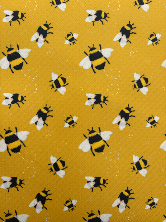 Busy Bees Messy Mat