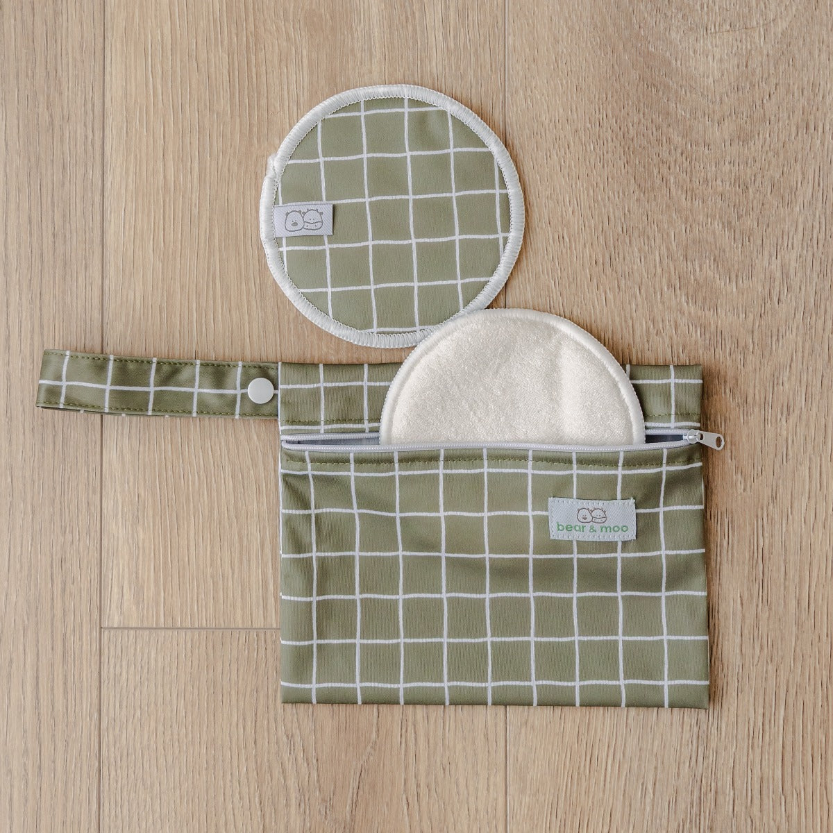 Bear & Moo Reusable Breast Pads | Microfibre & Bamboo Breast Pads in Khaki Gingham