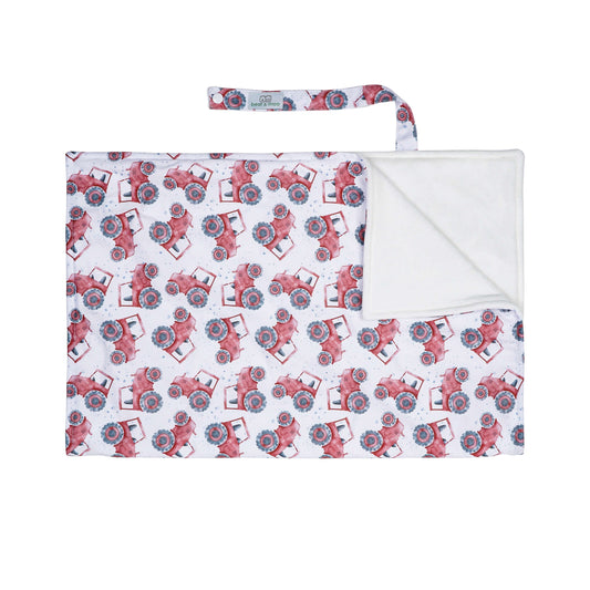 Bear & Moo Reusable Change Mat in Little Red Tractor