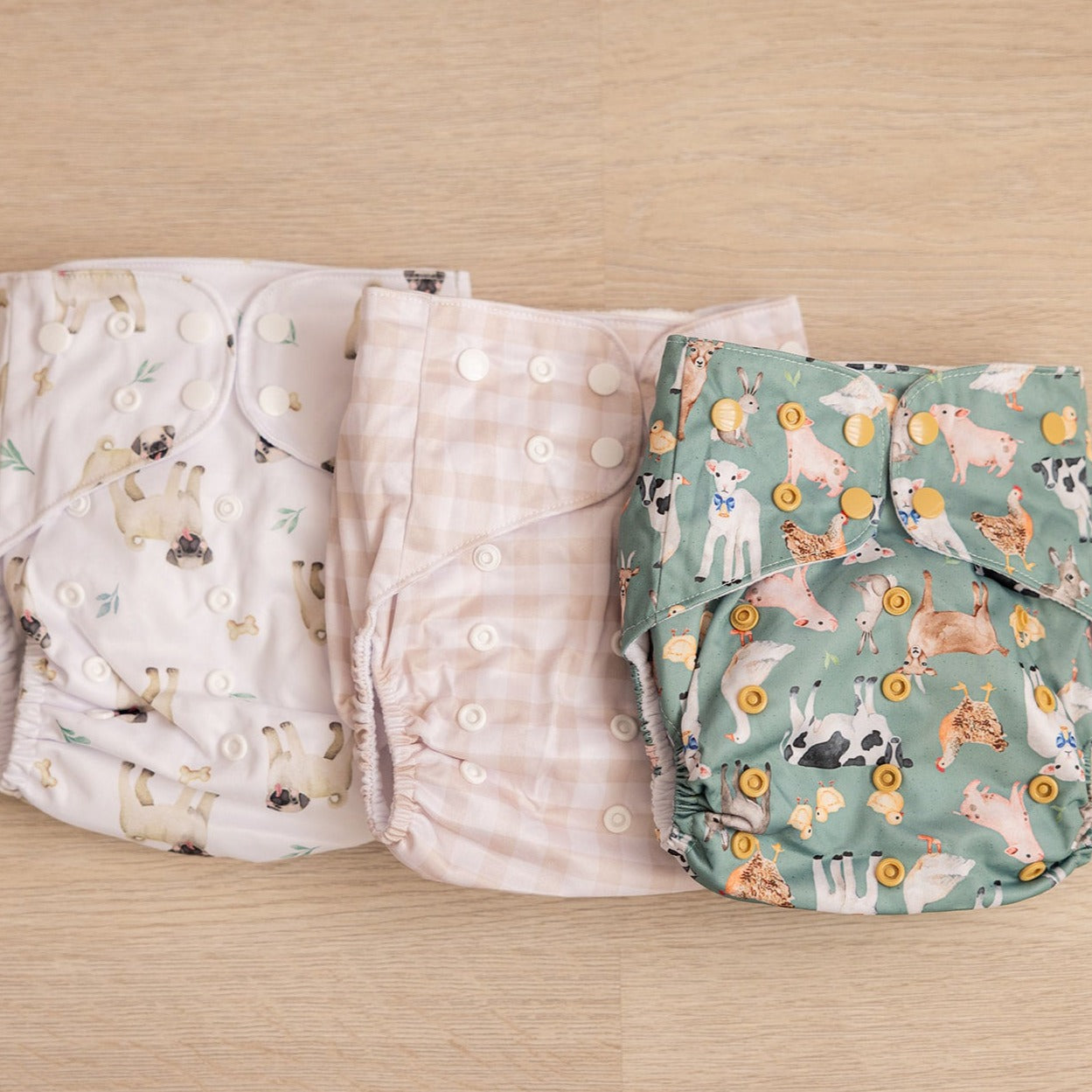 Bear & Moo Reusable Cloth Nappy | Large in Oat Gingham print