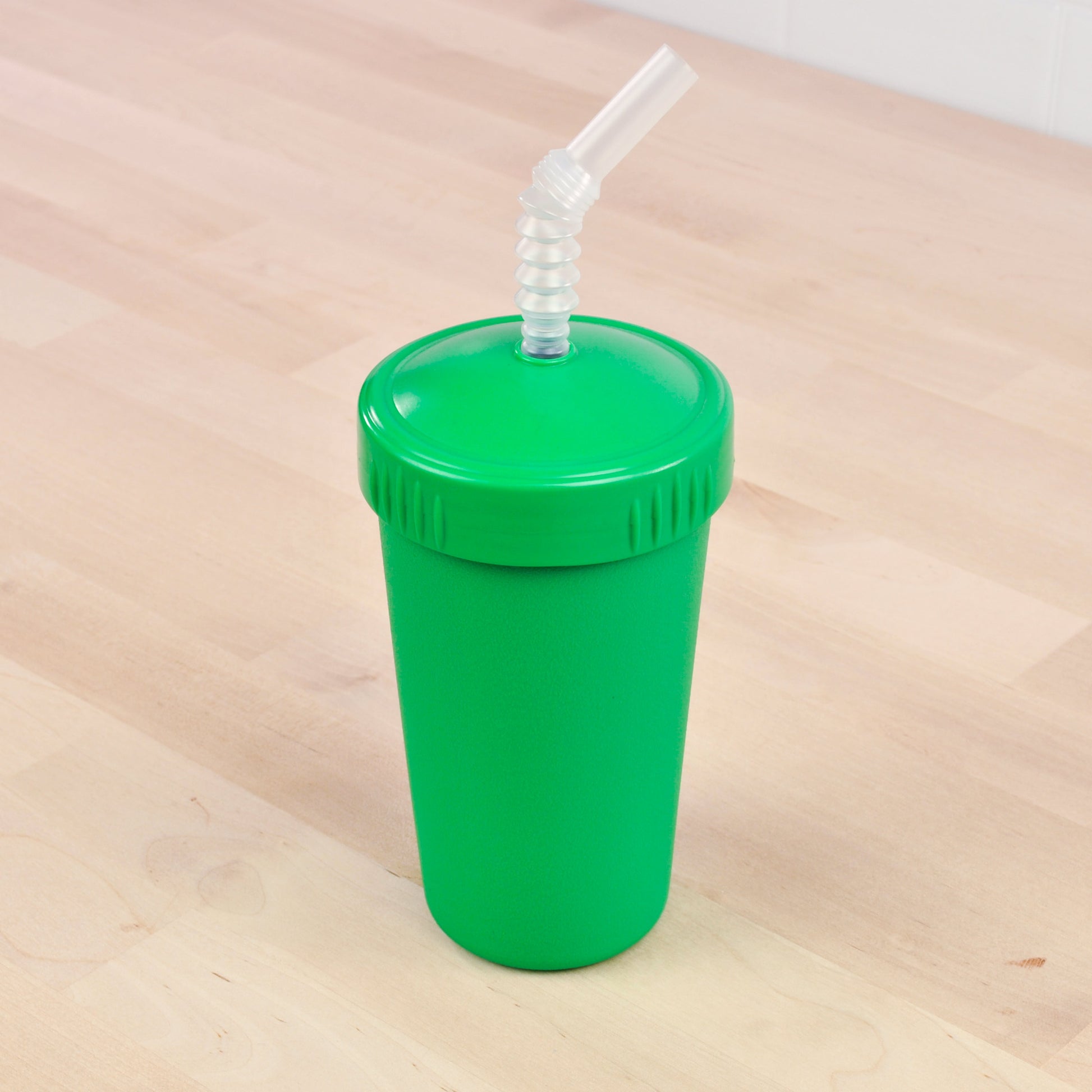 Re-Play Straw Cup in Kelly Green from Bear & Moo